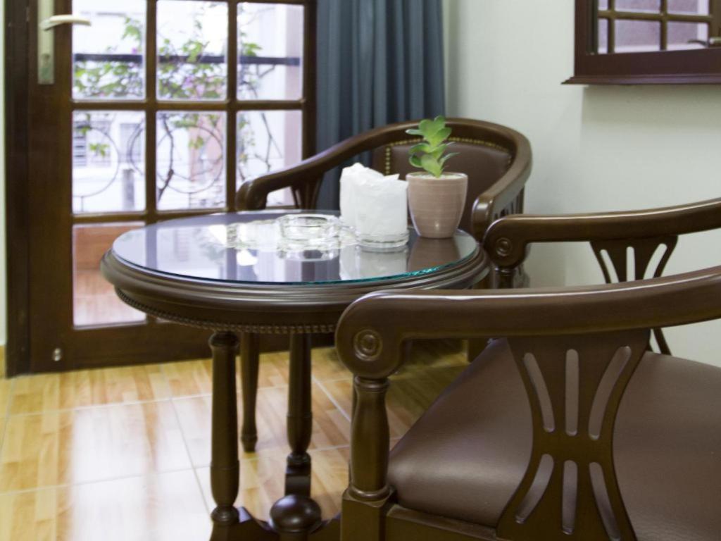 Spring Hotel Кан То Екстериор снимка