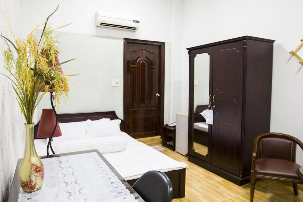 Spring Hotel Кан То Екстериор снимка