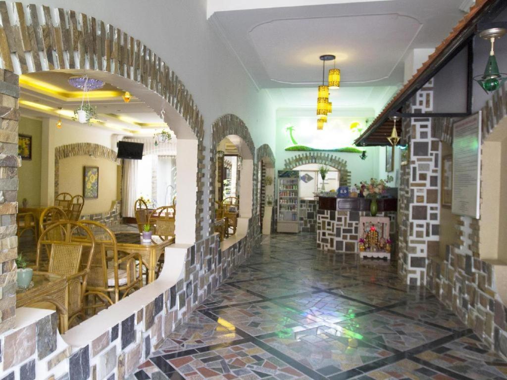 Spring Hotel Кан То Екстериор снимка